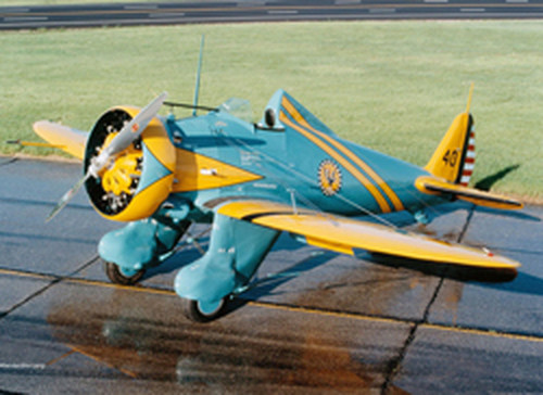 Revell P-26A Peashooter 3990