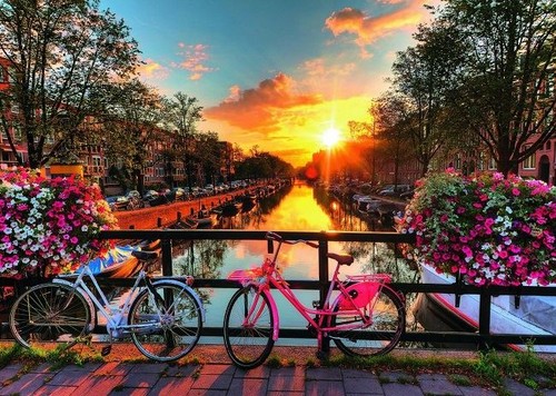 Ravensburger Amsterdam'da Bisiklet 1000 Parça Puzzle