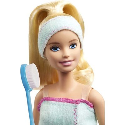 Barbie Wellness Spa Günü Sürpriz Bebekleri GKH73
