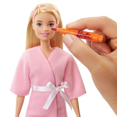 Barbie GJR84 Bebek Yüz Bakımı Yapıyor Oyun Seti 