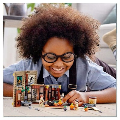 Lego Harry Potter 76384 Bitki Bilim Dersi Yapım Seti