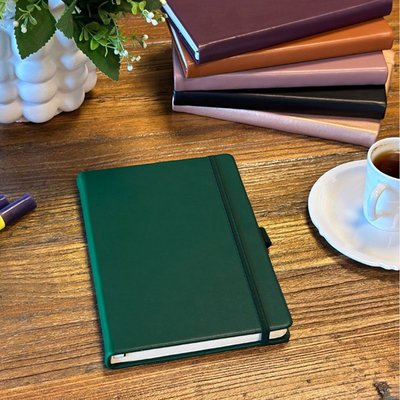 Victoria's Journals Venzi Sert Kapak Planlayıcı Defter 14x20 cm 100 gr Yeşil 96 Yaprak