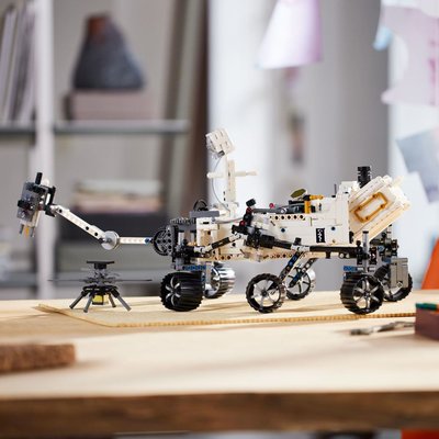 Lego Technic NASA Mars Rover Perseverance 42158