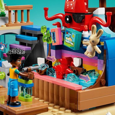 Lego Friends Plaj Lunaparkı 41737