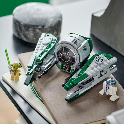 LEGO Star Wars Yodanın Jedi Starfighterı 75360