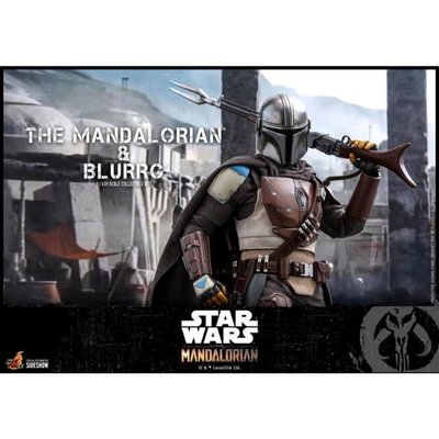 Hot Toys Mandalorian & Blurrg Sixth Scale Figure Set