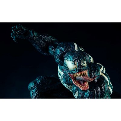 Sideshow Collectibles Venom Premium Format Figure