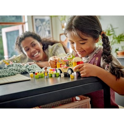 Lego Friends Sosisli Sandviç Yiyecek Kamyonu 42633