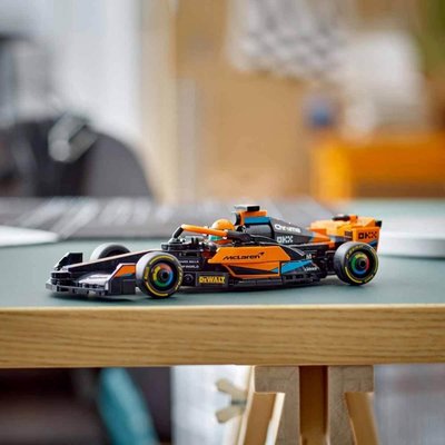 LEGO Speed Champions 2023 McLaren Formula 1 Yarış Arabası Set 76919