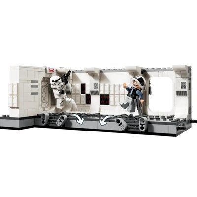 Lego Star Wars Tantive IV'e Biniş Seti 75387