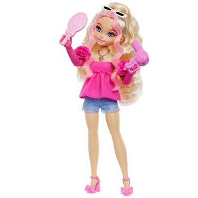 Barbie Dream Besties Barbie Malibu Bebek ve Aksesuarları HYC21