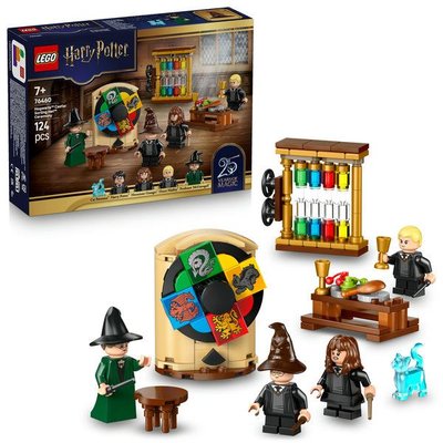 Lego Harry Potter Hogwarts Castle Sorting Hat Ceremony 76460