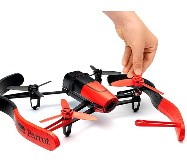 Parrot Bebop Drone Kirmizi & Skycontroller PF725100 | D&R
