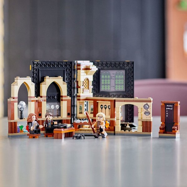LEGO Harry Potter Hogwarts Anısı Savunma Dersi 76397 | D&R