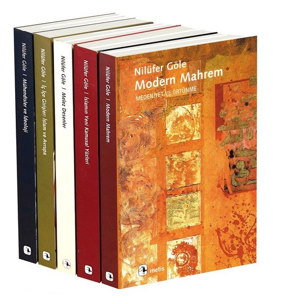 Nilüfer Göle Seti - 5 Kitap Takım - Hediyeli