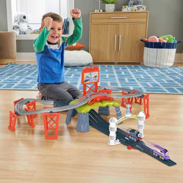 Fisher-Price Thomas ve Arkadaşları Sodor Kupası Yarışı Oyun Seti HFW03