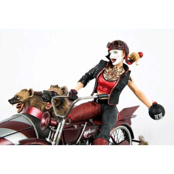 Dc Collectibles Gotham City Garage Harley Quinn Deluxe Statue