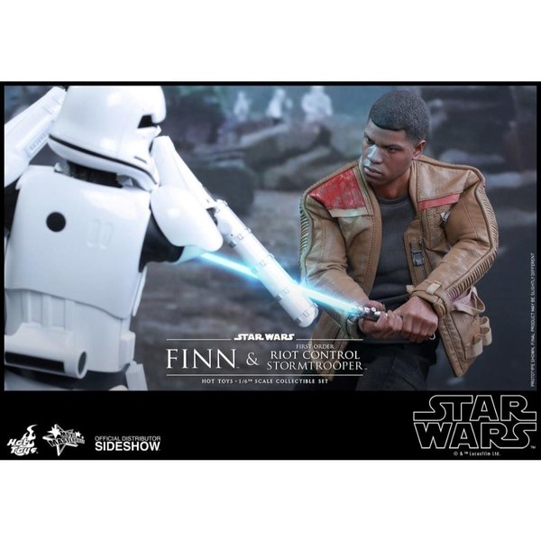 Hot Toys Finn and Riot Stormtrooper Sixth Scale Figure Set