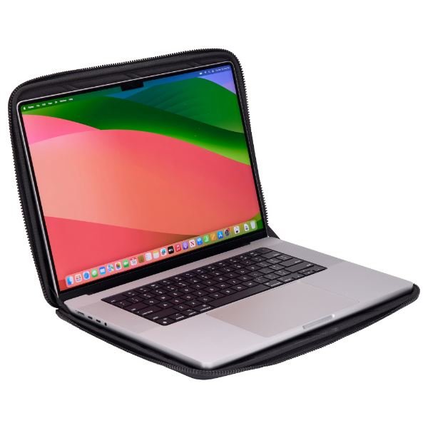 Thule Gauntlet 5 MacBook Kılıfı 16 Black