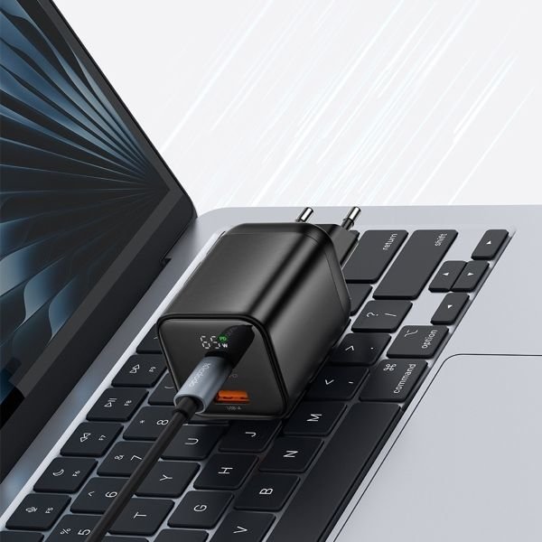 Mcdodo CH-8590 YGS 65W Dijital Ekranlı USB-A USB-C Hızlı Şarj Adaptörü