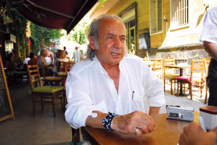 Agah Özgüç